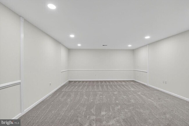 Building Photo - 14040 Natia Manor Dr