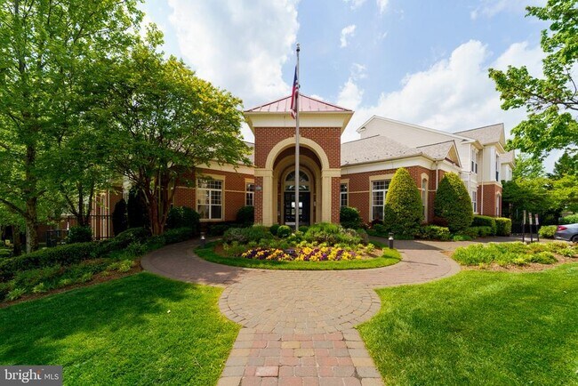Building Photo - 11391 Aristotle Dr