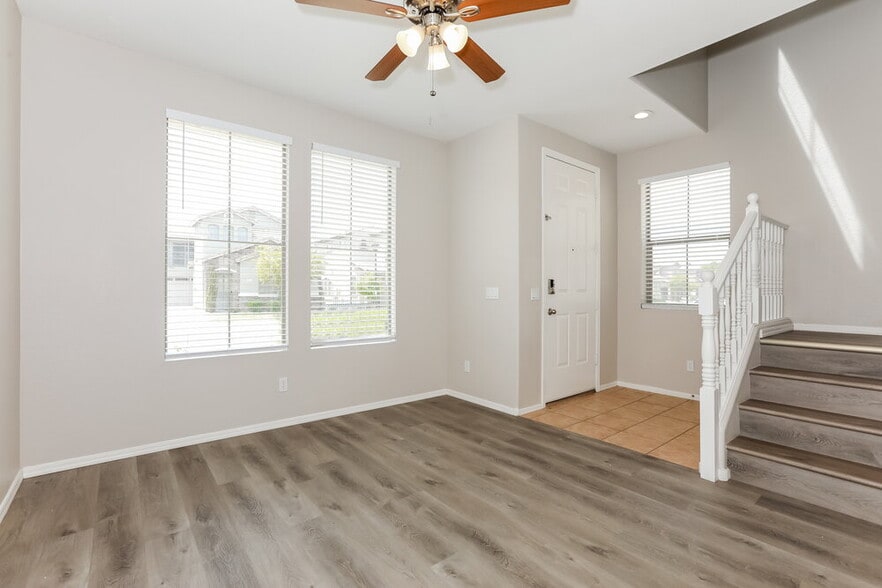 Building Photo - 5334 E Harmony Ave