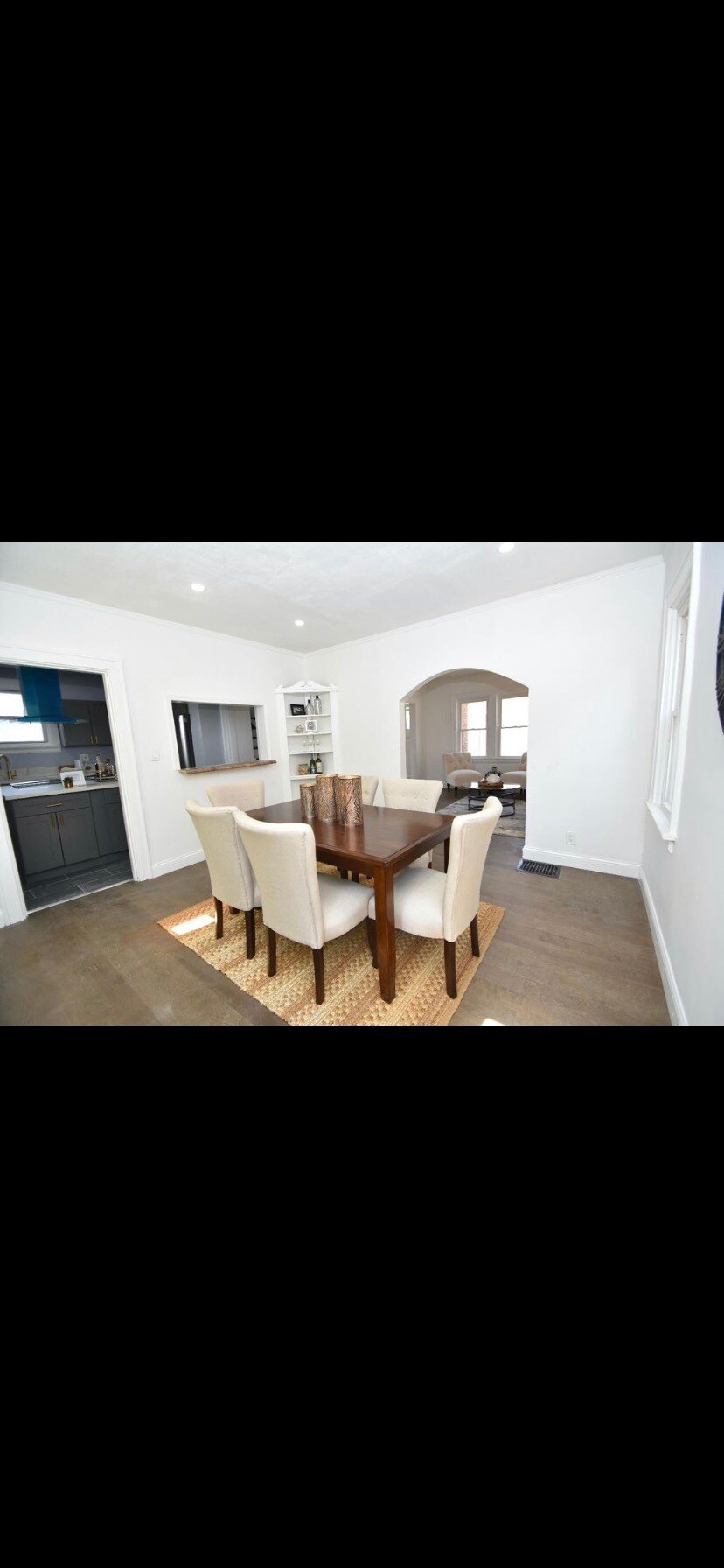 Building Photo - 23 Thill St