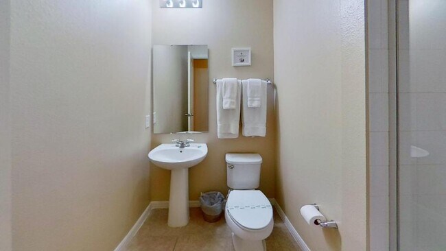 Building Photo - 5119 Killarney Wy