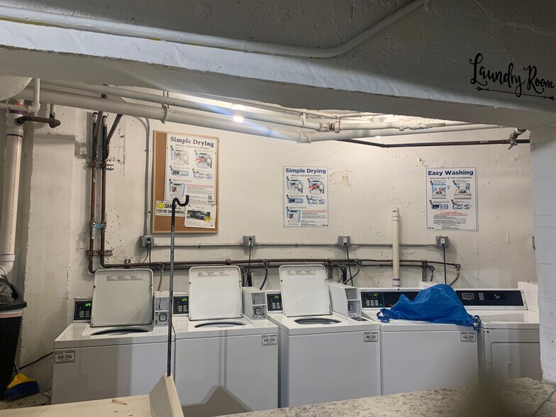 Building Photo - 6484 Indian Creek Dr