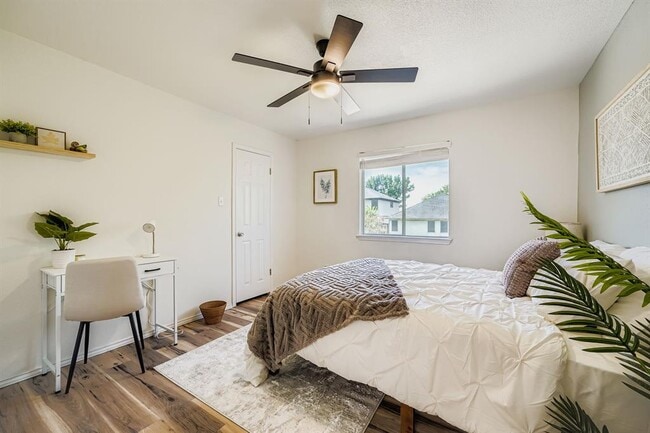 Building Photo - 2003 Erika Cove