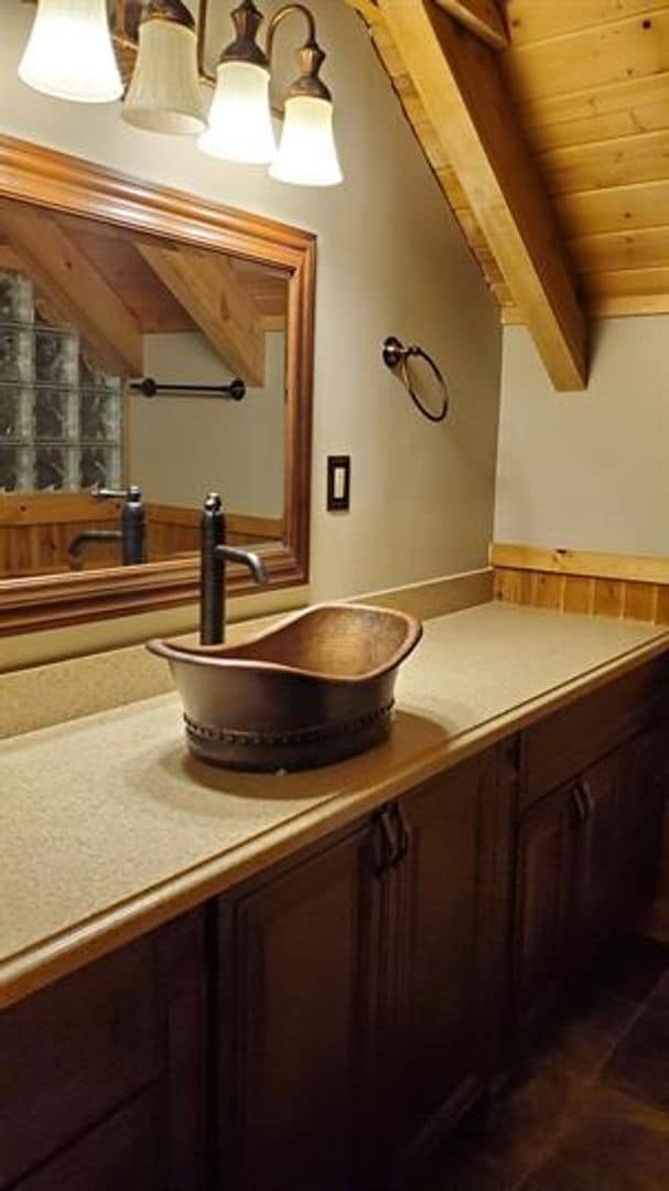 Building Photo - Gorgeous Log Home in Hurricane