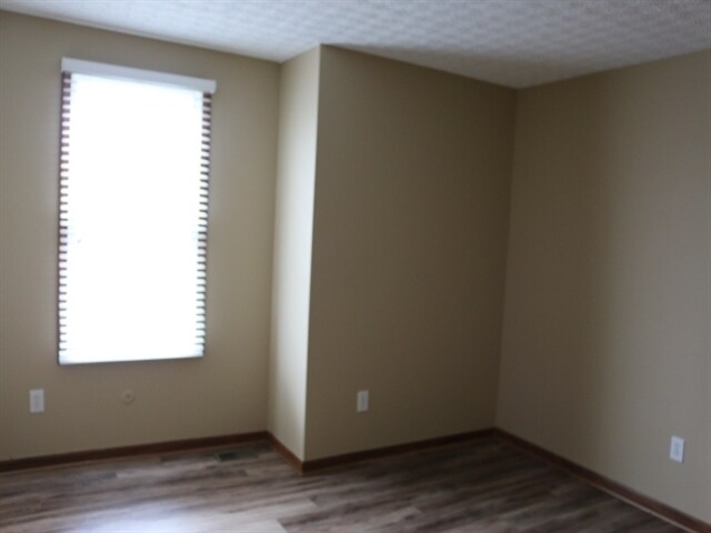 Building Photo - 281 Iris Trail Dr