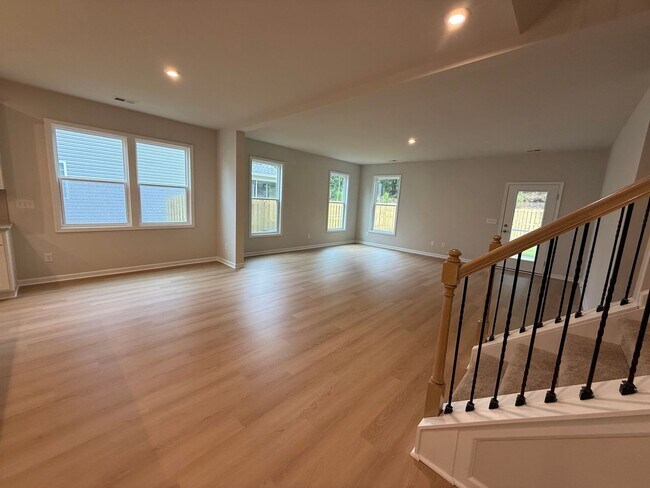 Building Photo - 3099 Blenheim Ct