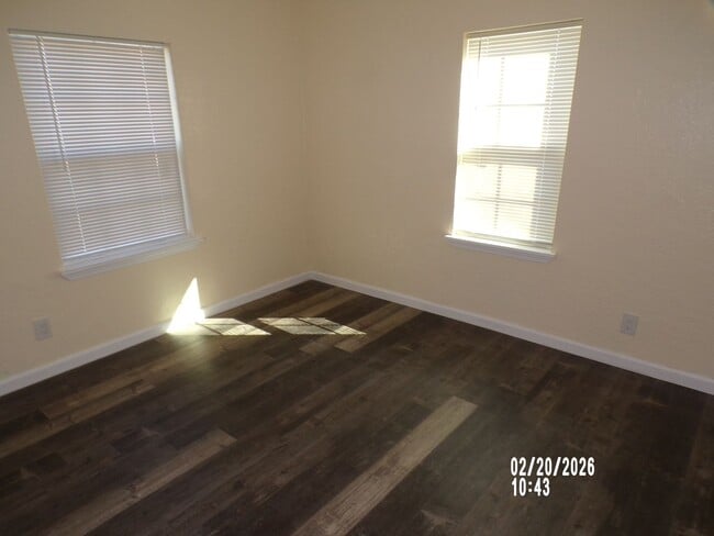 Building Photo - Beautiful Renovated Home in the Heart Of Lawton