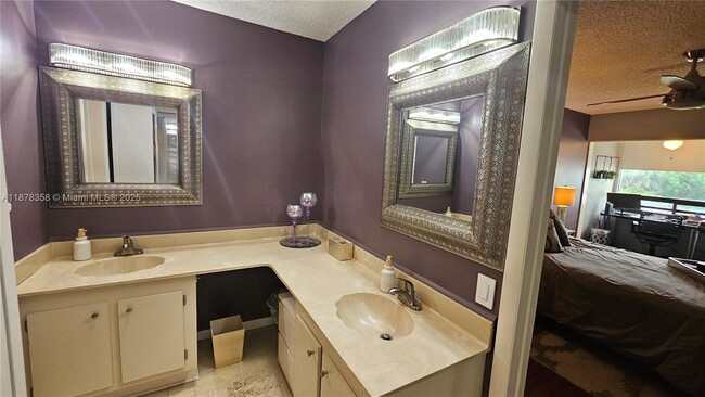 Building Photo - 3544 Magellan Cir