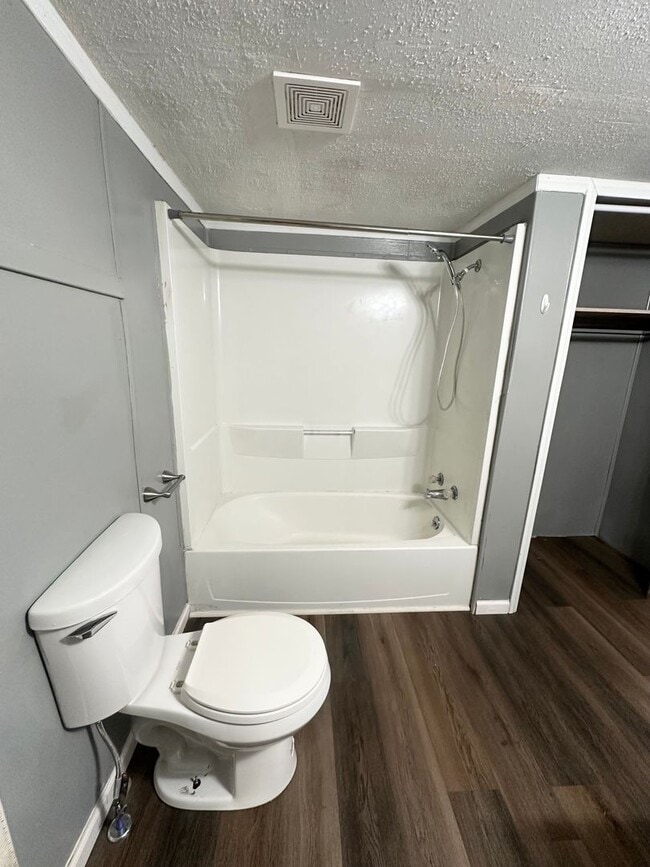 Building Photo - Adorable 2 Bed/ 1 Bath Home in Republic, MO!