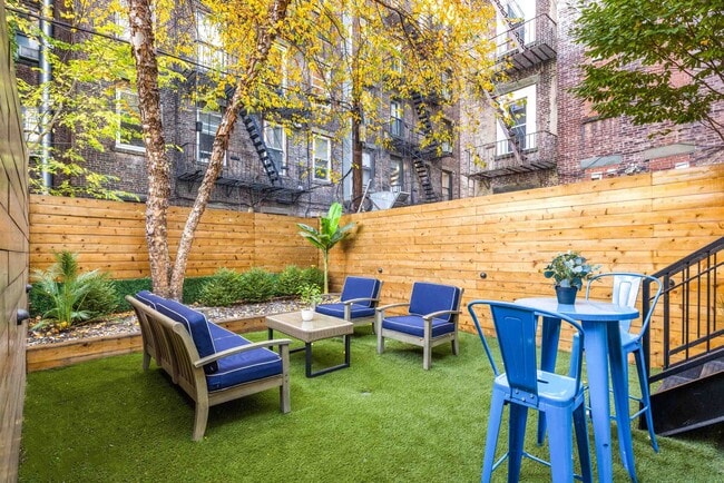 Building Photo - 1111 Bloomfield St