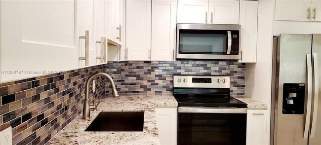 Building Photo - 201 Galen Dr