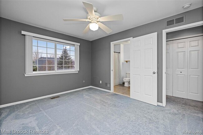 Building Photo - 3848 Cherry Creek Ln