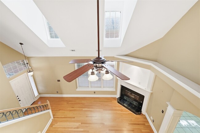 Building Photo - 5518 Australia Ct