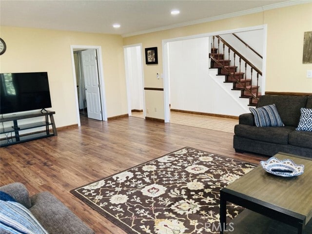 Building Photo - 264 N Fairway Dr