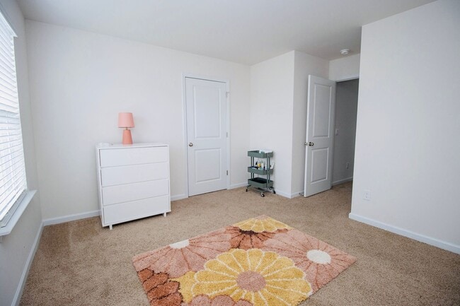 Building Photo - Gorgeous 4 Bedroom, 2 Bath Home in Bowden Village - Available January 2026!