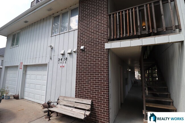 Primary Photo - 2418 D St