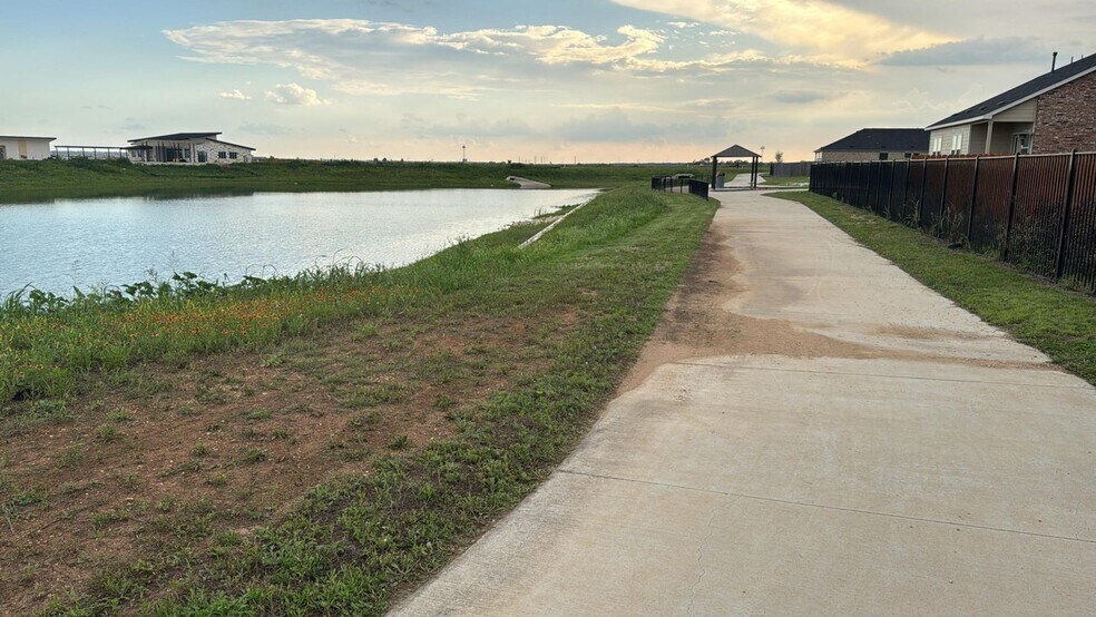 Building Photo - 150 Outrigger Wy