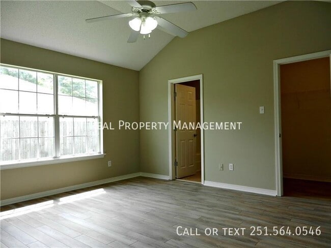 Building Photo - 832 Hamilton Bridges Dr W