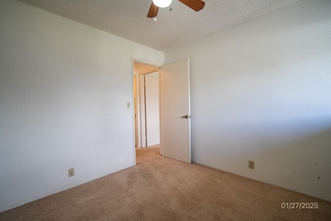 Building Photo - 2BR/1BA Townhouse (Upstairs unit) in Hikino 3 (Waipio Gentry)