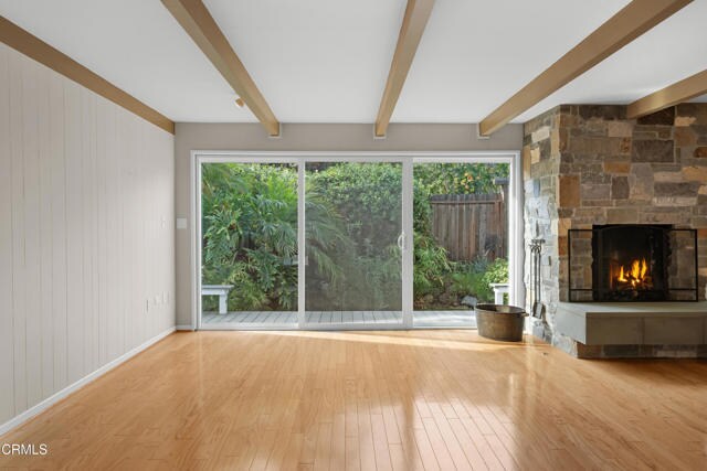 Building Photo - 2102 Buena Vista Dr