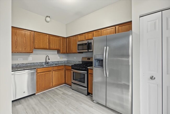 Building Photo - 1108 Grand Lake Ct