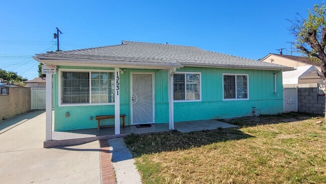 Building Photo - j13531