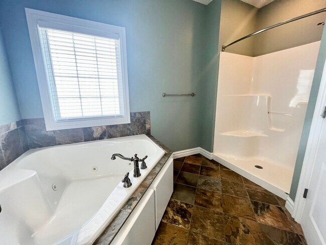 Building Photo - 150 Travis Blvd