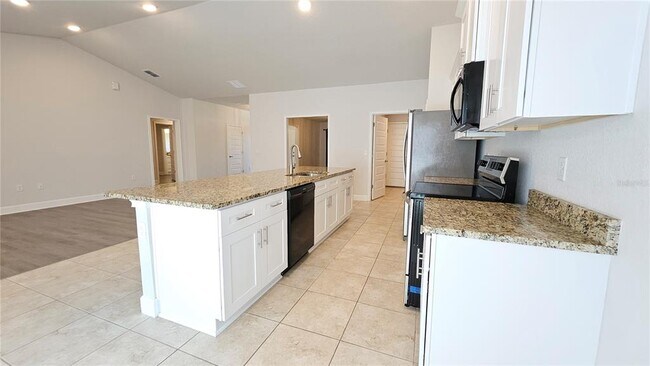 Building Photo - 5050 SW 91st St