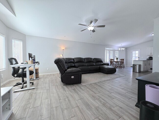Building Photo - 629 David Ortiz St