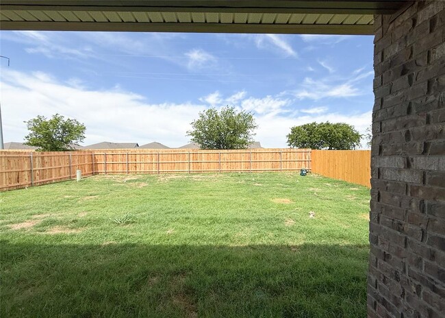 Building Photo - 16309 Harvester Dr