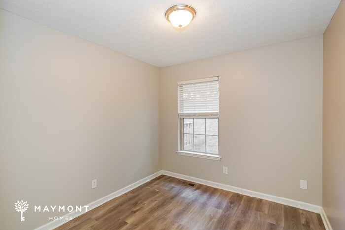 Building Photo - 122 Cimmaron Dr