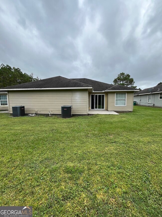 Building Photo - 16 Sapelo Dr