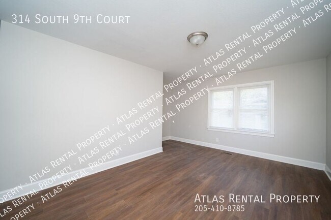 Building Photo - 314 9th Ct S