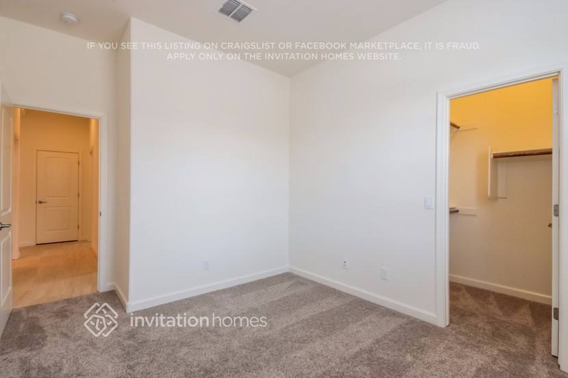 Building Photo - 19270 E Thornton Rd