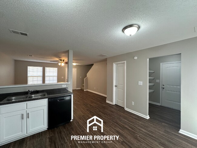 Building Photo - Spacious 3BR Cordova Home with Hardwood Floors, Garage & Fenced Yard