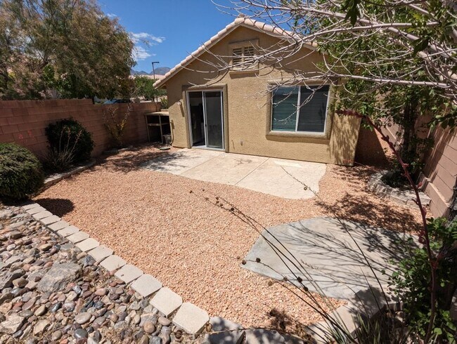 Building Photo - 10957 Napa Ridge Dr