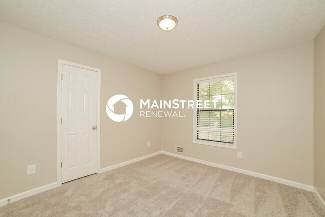 Building Photo - 3 Bedroom Pet-Friendly Home in Atlanta, GA with Main Street Renewal