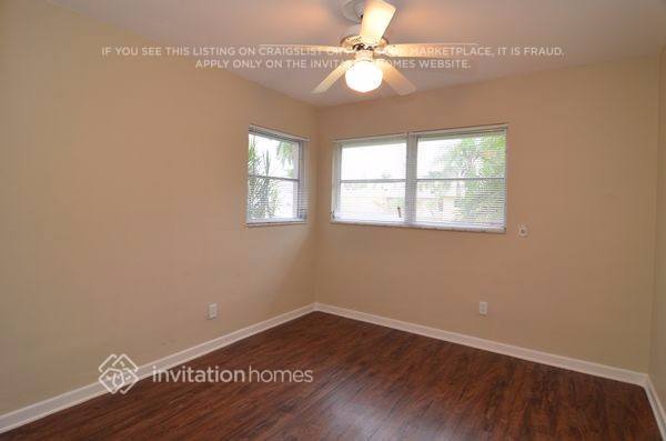 Building Photo - 138 SW 48th Terrace