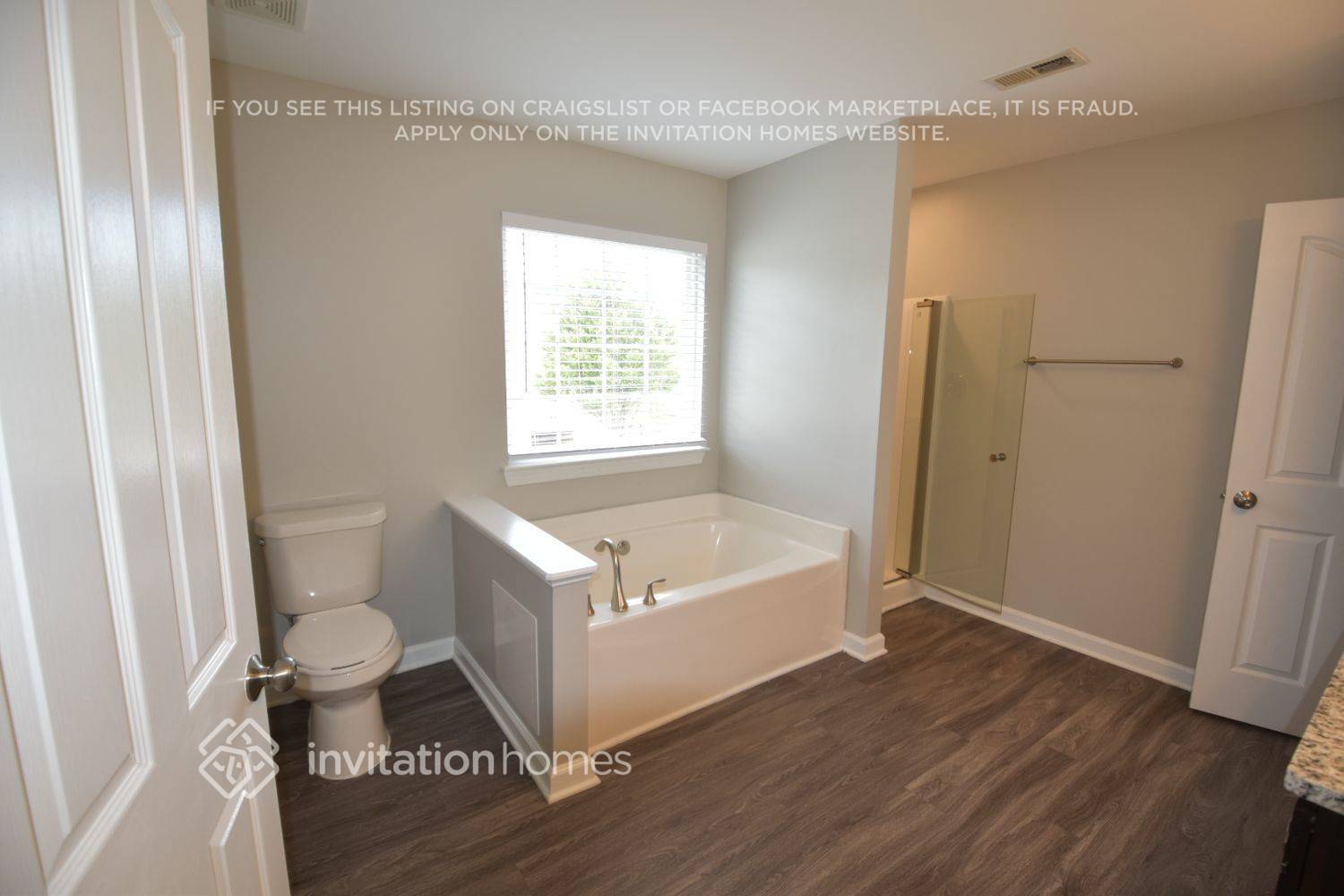 Building Photo - 549 Meredith Court