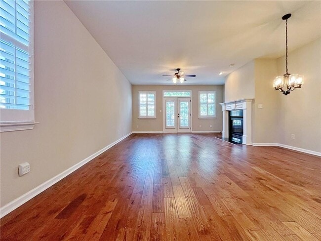 Building Photo - 525 Grove Field Ct NW