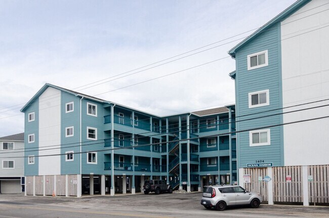 Building Photo - 1404 Canal Dr
