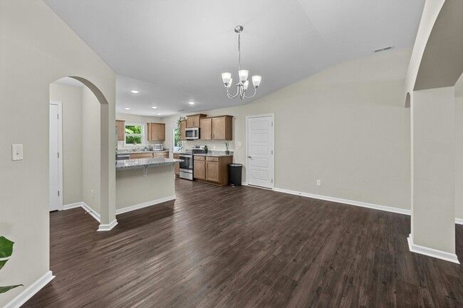 Building Photo - 123 Grantham Pl