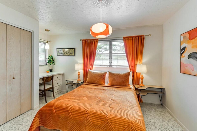 Building Photo - 2945 Upper Tangelo Dr