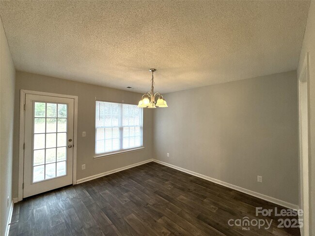 Building Photo - 6018 Patric Alan Ct