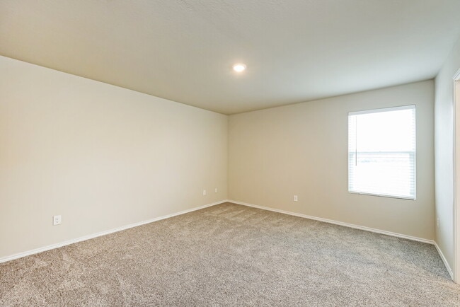 Building Photo - 5606 Basilica Pl
