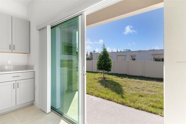 Building Photo - 2987 Skyline Lp