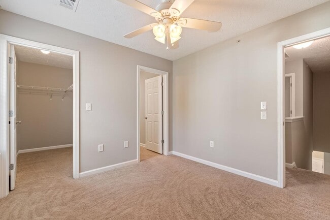 Building Photo - 1020 Somerset Springs Dr