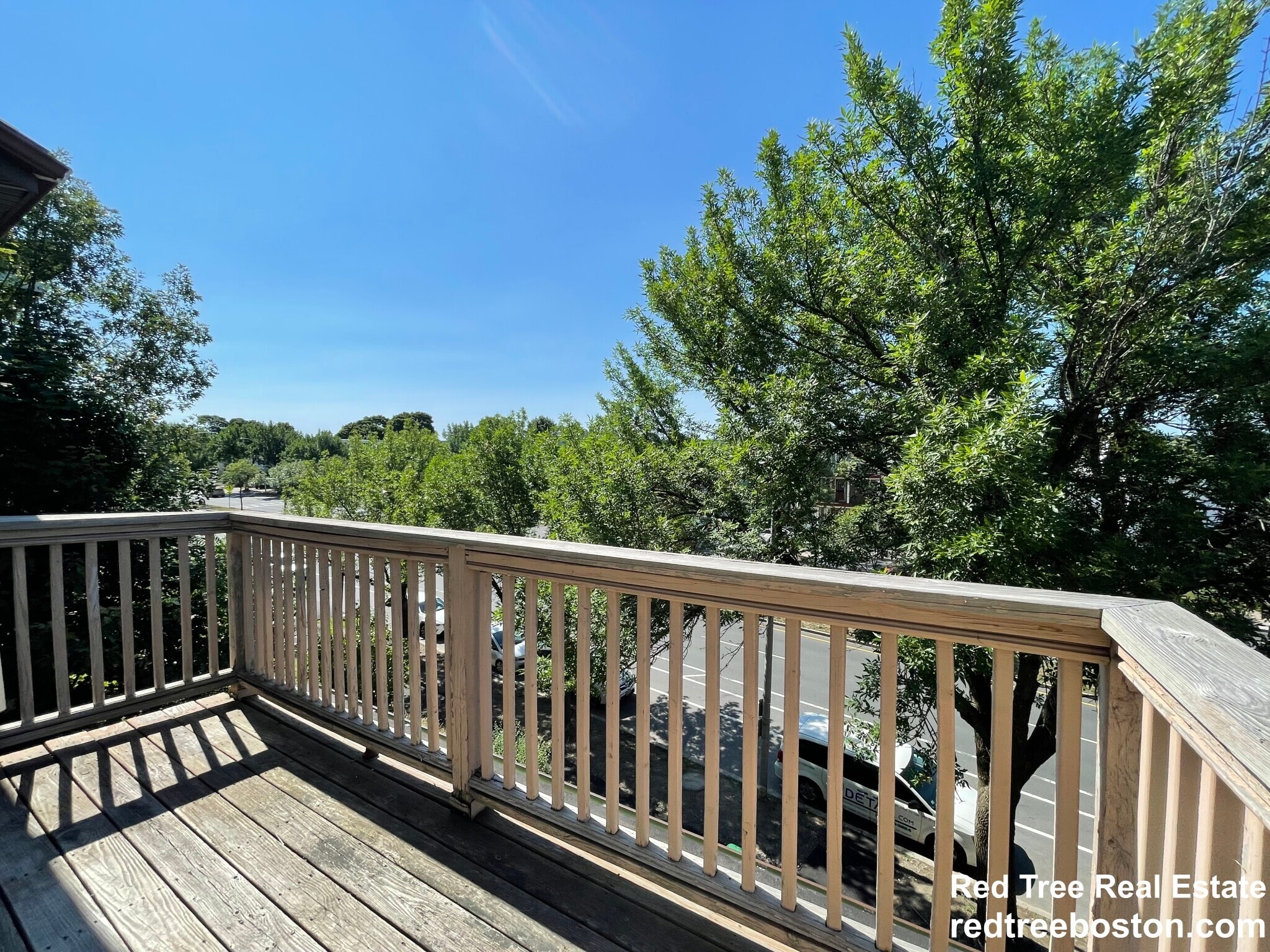 Building Photo - 187 Fellsway W