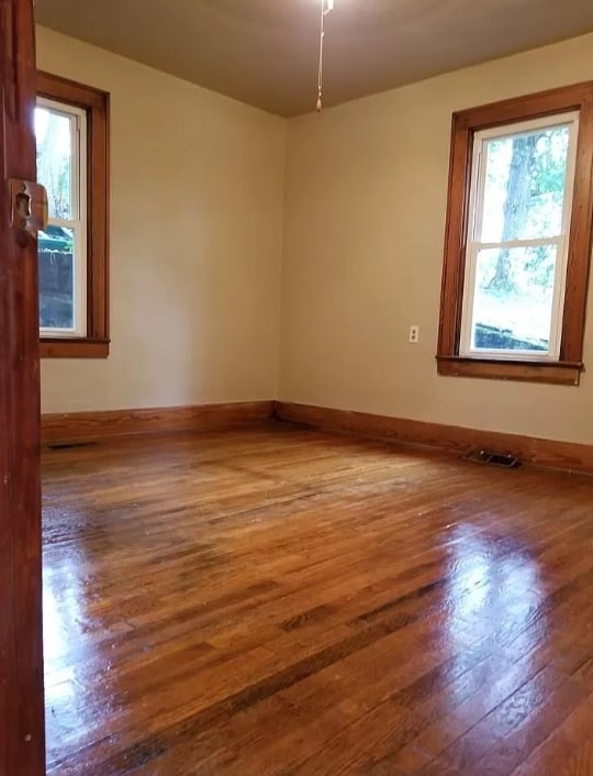 Building Photo - 1015 Boulevard Ave