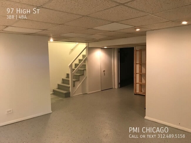 Building Photo - 97 High St